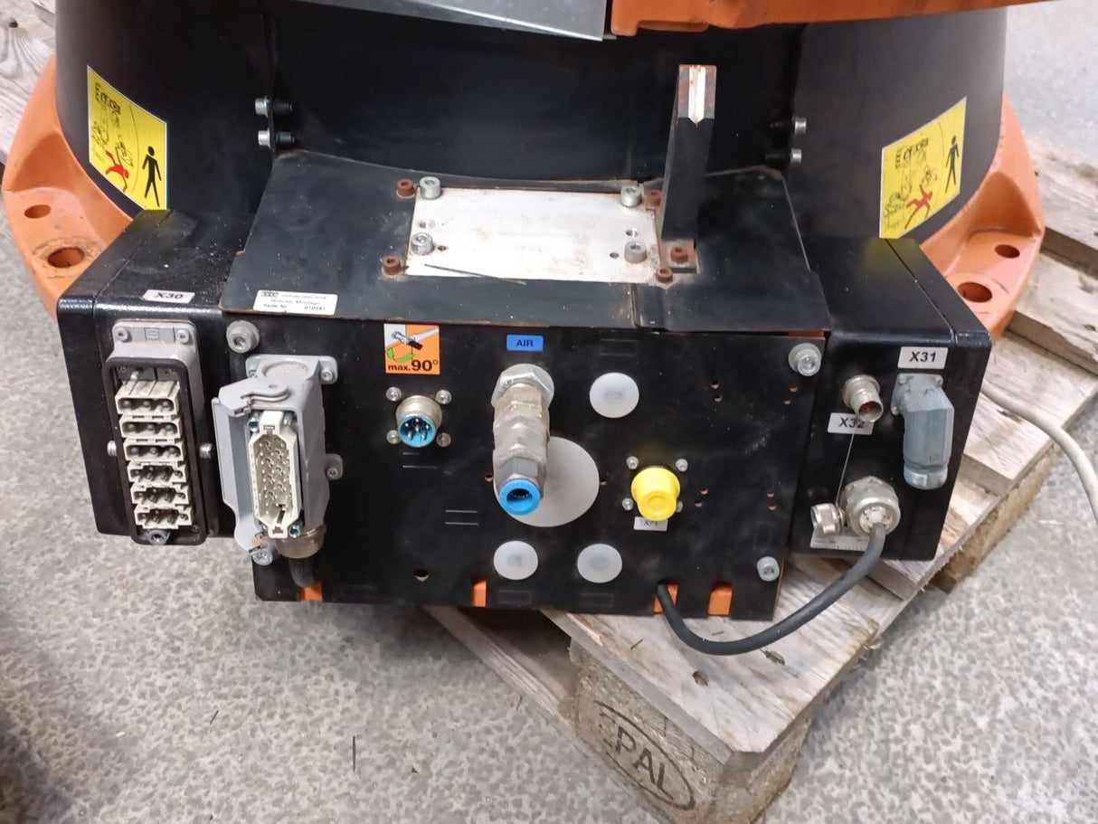 KUKA KR180 (2000) floor 800520, Heavy Duty Robot w/ KR C2 Controller,