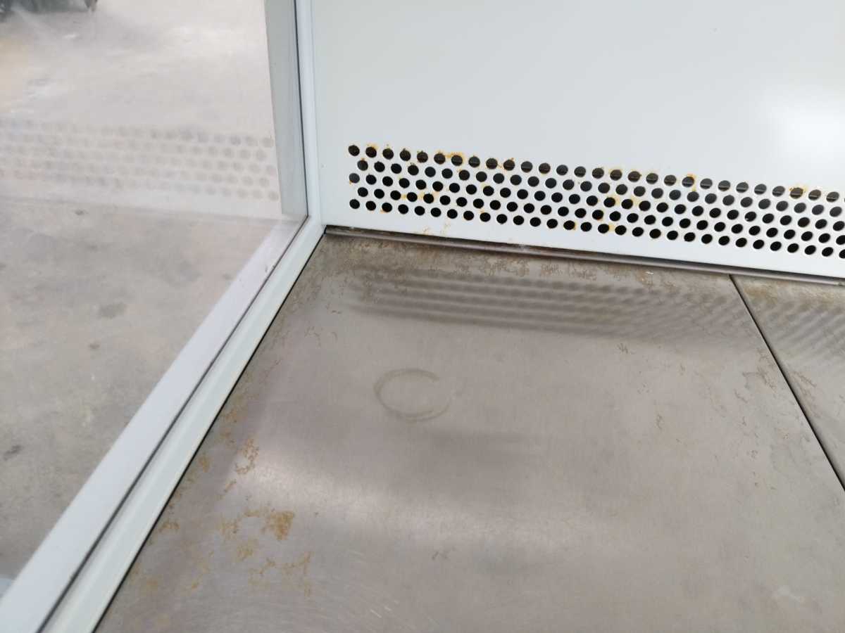 Holten LaminAir HVR 2448 Laminar Air Flow Cabinet, EU Buyers Only