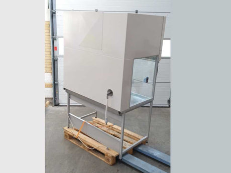 Holten LaminAir HVR 2448 Laminar Air Flow Cabinet, EU Buyers Only