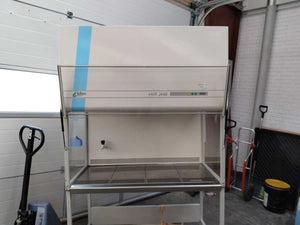 Holten LaminAir HVR 2448 Laminar Air Flow Cabinet, EU Buyers Only