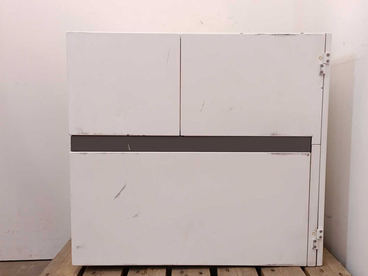 Wallac 1450-021 1450 MicroBeta TriLux Liquid Scintillation Counter