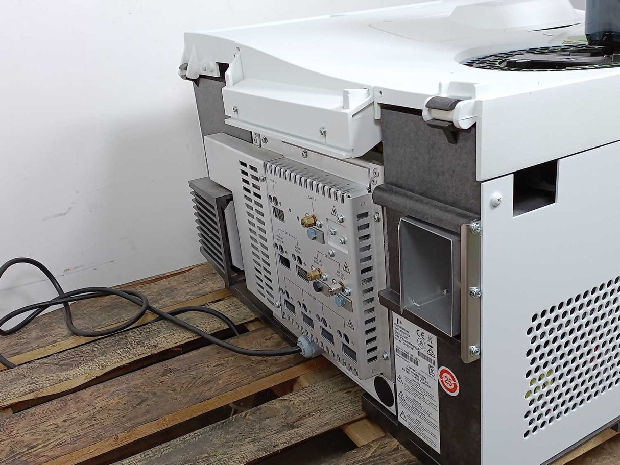 Perkin-Elmer N6519591 Clarus 590 Gas Chromatograph