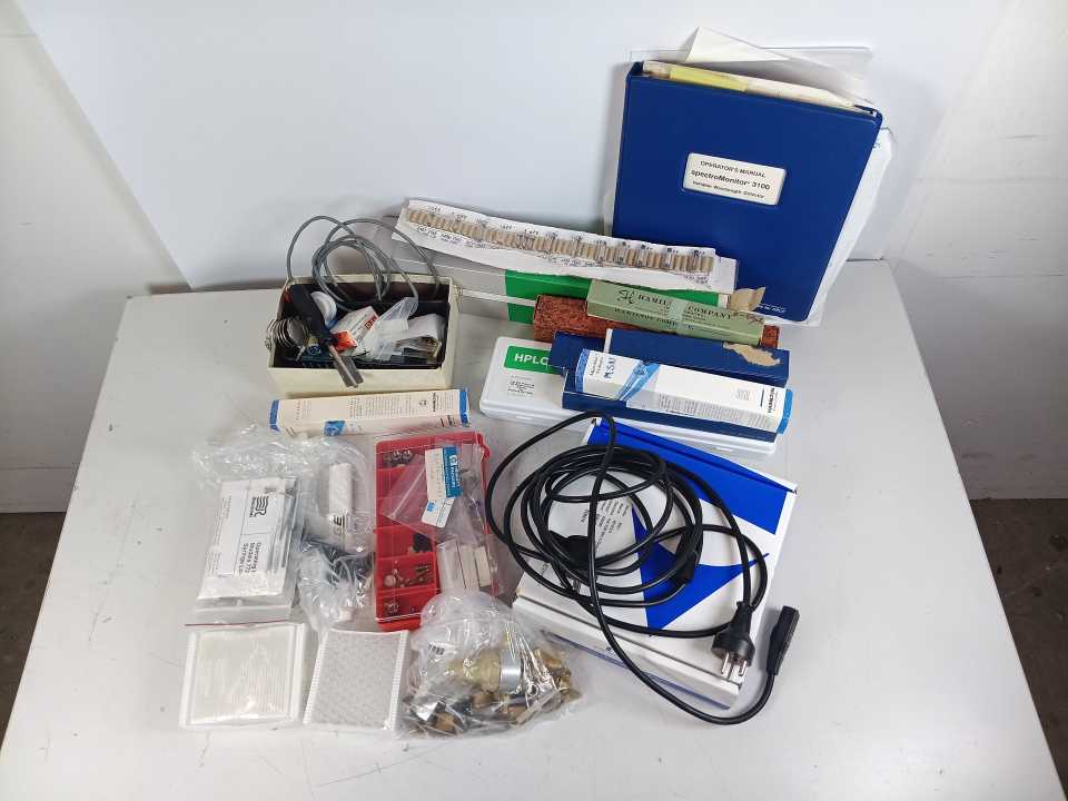 Perkin Elmer Autosystem XL GC w/ LDC 3100, PE Nelson 950A, 970 & Accessories Kit
