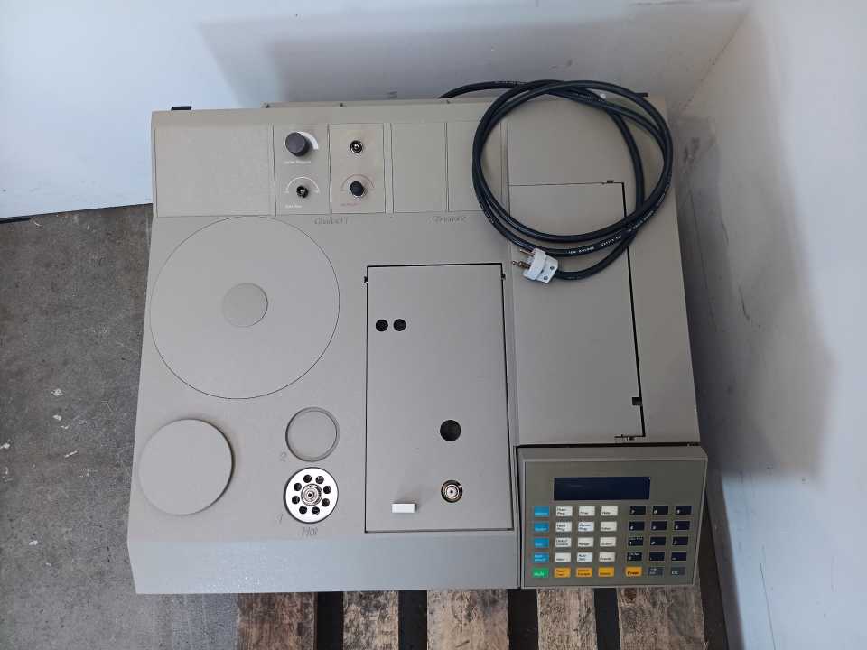 Perkin Elmer Autosystem XL GC w/ LDC 3100, PE Nelson 950A, 970 & Accessories Kit