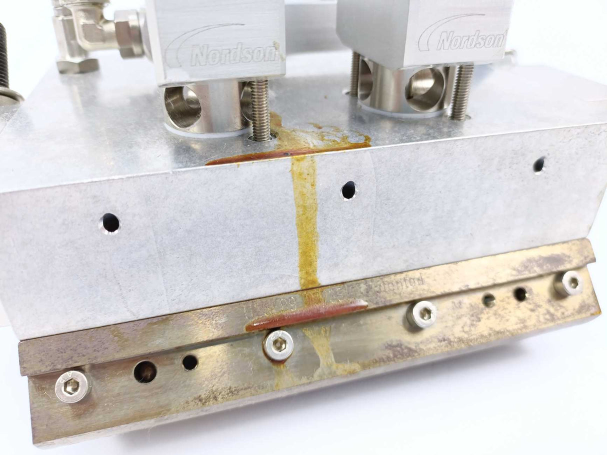 Nordson 7573808 Speed-Coat Applicator w/ 2x PN7162040