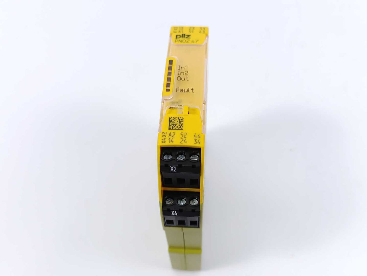 Pilz 750107 PNOZ s7 Safety Relay