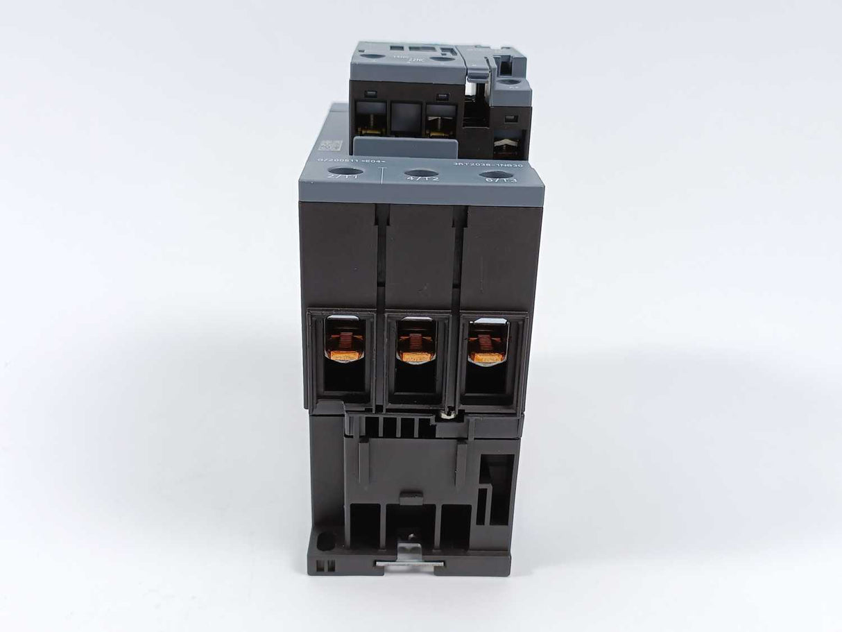 Siemens 3RT2038-1NB30 +SG/20051 1565332 Power Contactor