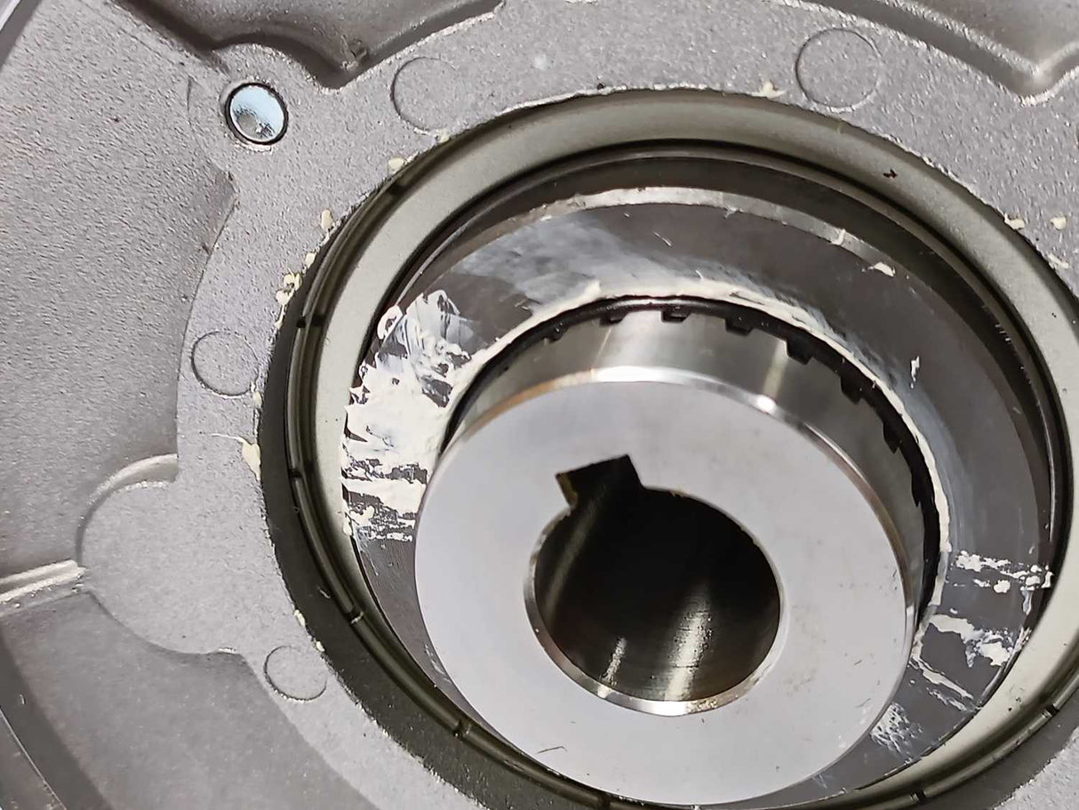 BONFIGLIOLI 2G20010744 W 63 U 12 P80B5 V5 Worm Gear Reducer