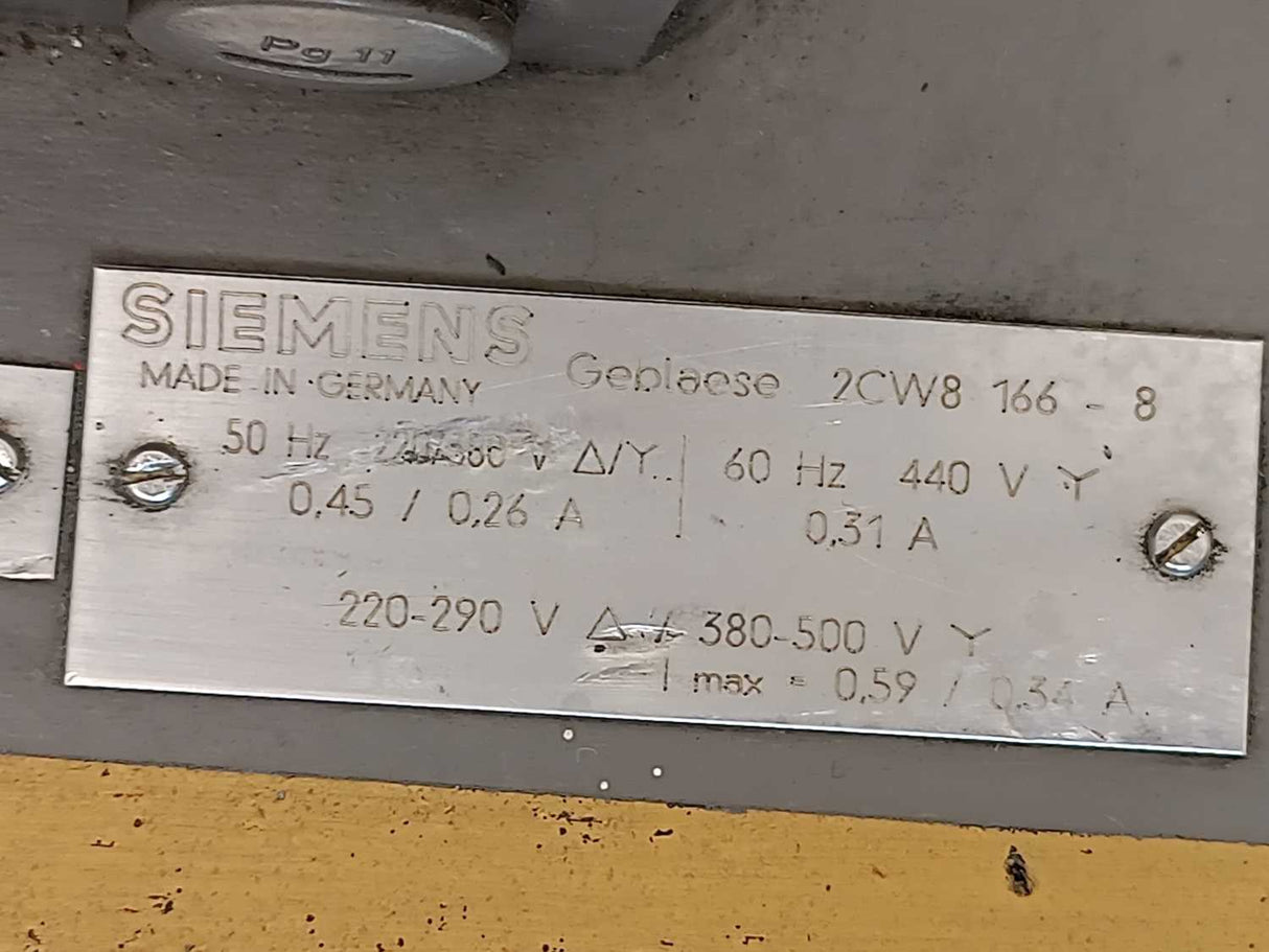 Siemens 1PH5131-4CG49-Z AC Servo Spindle Motor 12/18kW w/ 2CW8166-8 Cooling Fan