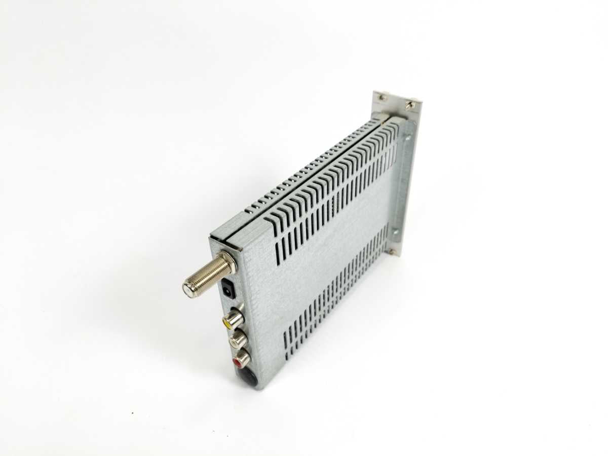 a2b Electronics 101110.01 ESA-110 Digital Satelite Reciever Modulator