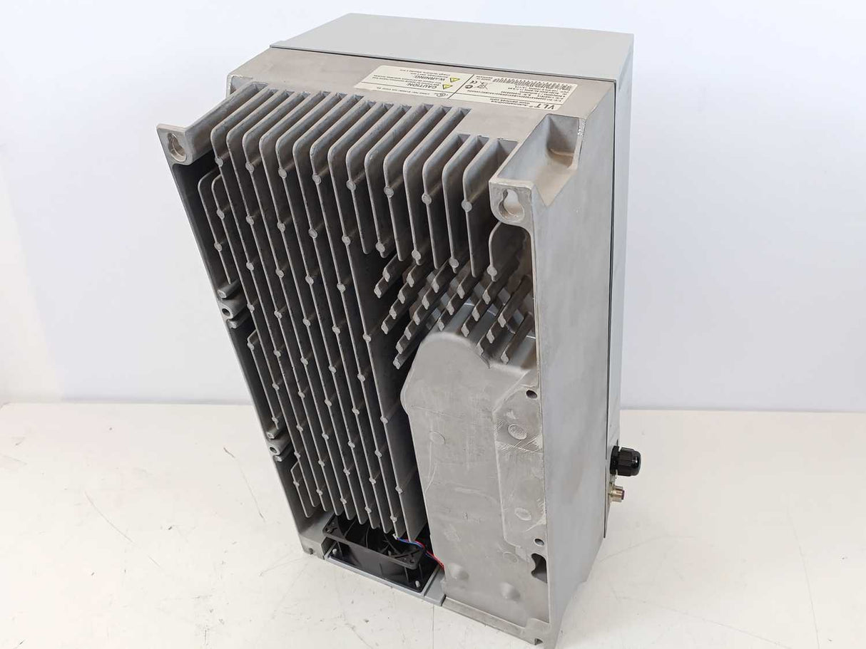 Danfoss FC-302P5K5T5E55H1BGX1OXS021XA0BXCXXXXD0 VLT 5,5kW 134G7619