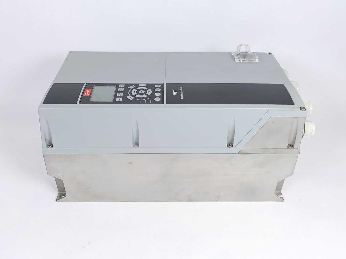 Danfoss 134G7619 VLT FC-302P5K5T5E55H1BGX