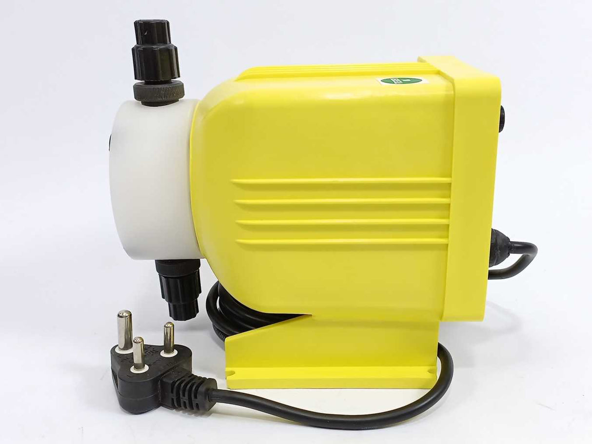 MILTON ROY UC-11 PP UNICHLOR Exclusive Chlorine Pump