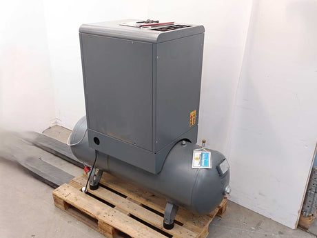 Atlas Copco GX2 9 200 Air Compressor w/ 9097509014 & 9095319982