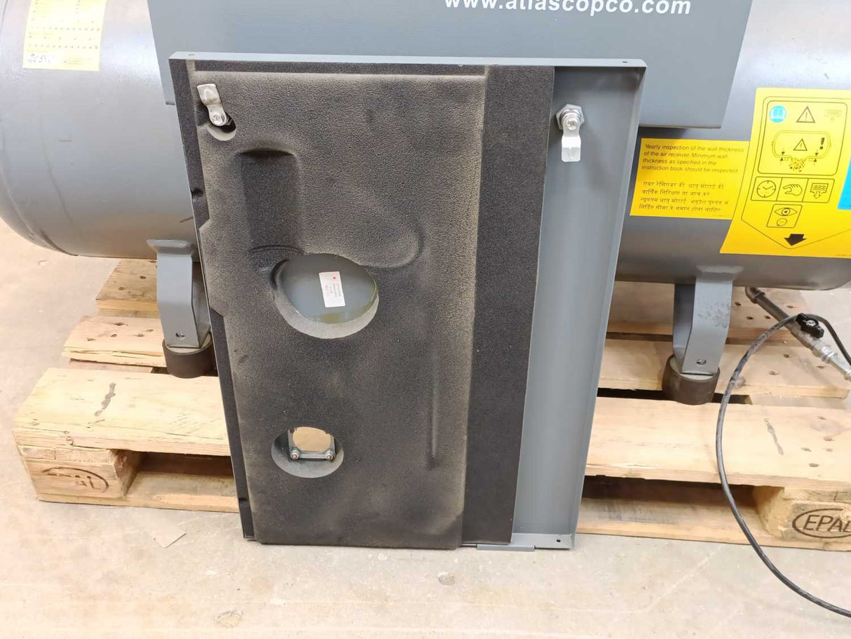 Atlas Copco GX2 9 200 Air Compressor w/ 9097509014 & 9095319982