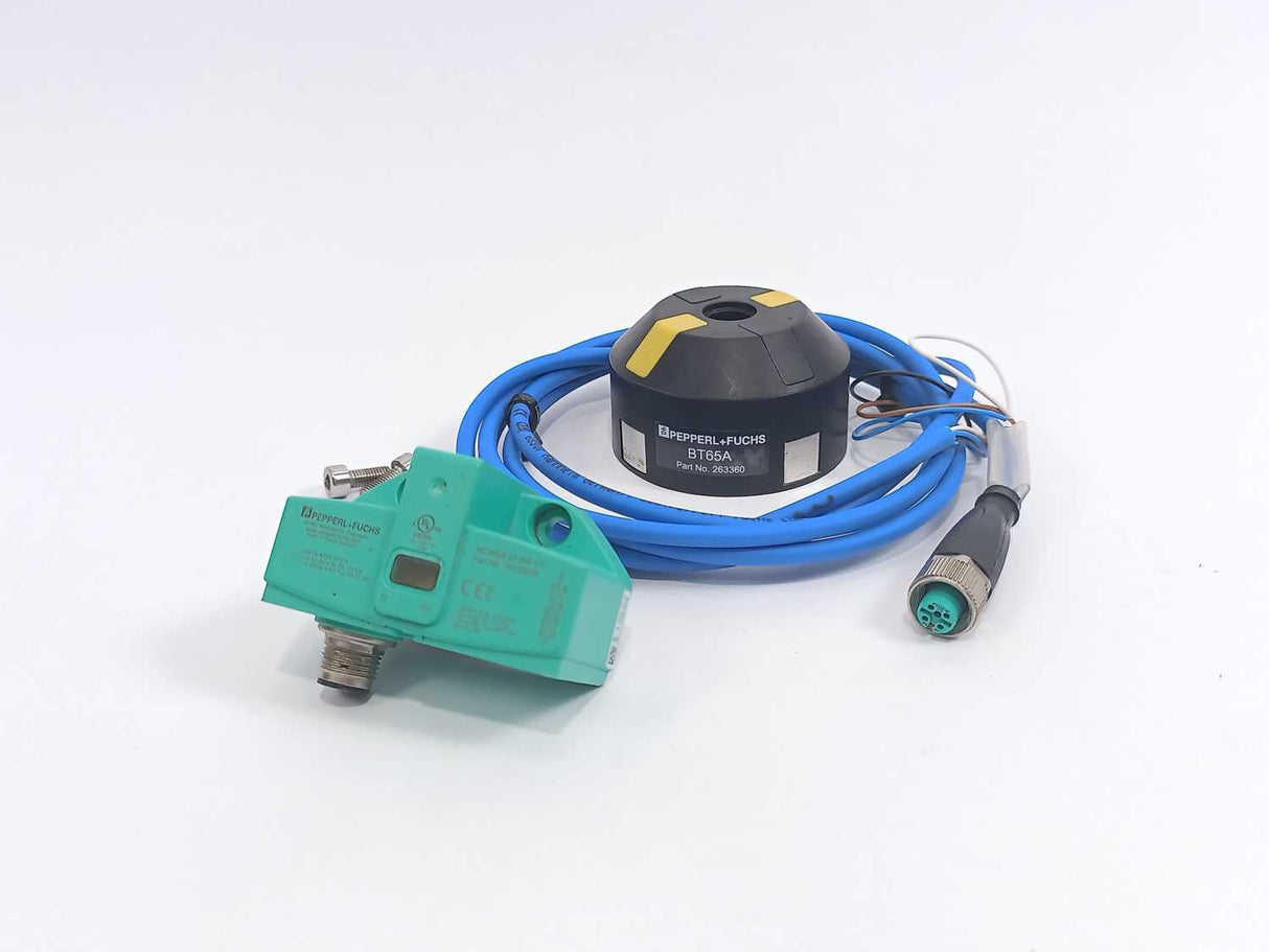 Pepperl+Fuchs 70133028 NCN3-F31-N4-V1 Inductive Sensor w/ 263360, 122683