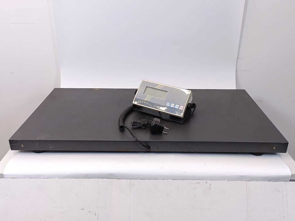kern EOE300K100XL Floor Scale with Display Max 300kg
