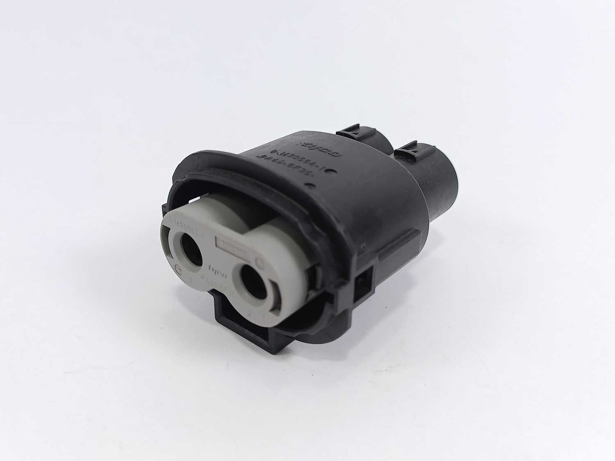 TE Connectivity 1-1670553-1 0-1670554-1 Connector