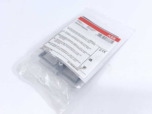 ABB 1SDA073804R1 PLC E2.2..E6.2 Padlocks in Open D7mm
