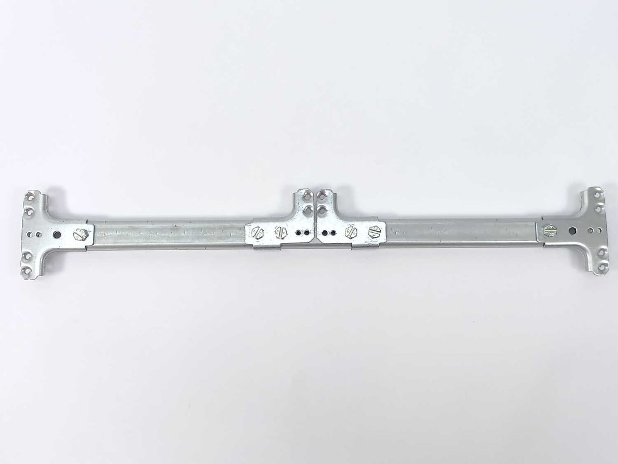 hager UT12PN Horizontal Traverse, Univers, L500 mm 2 section