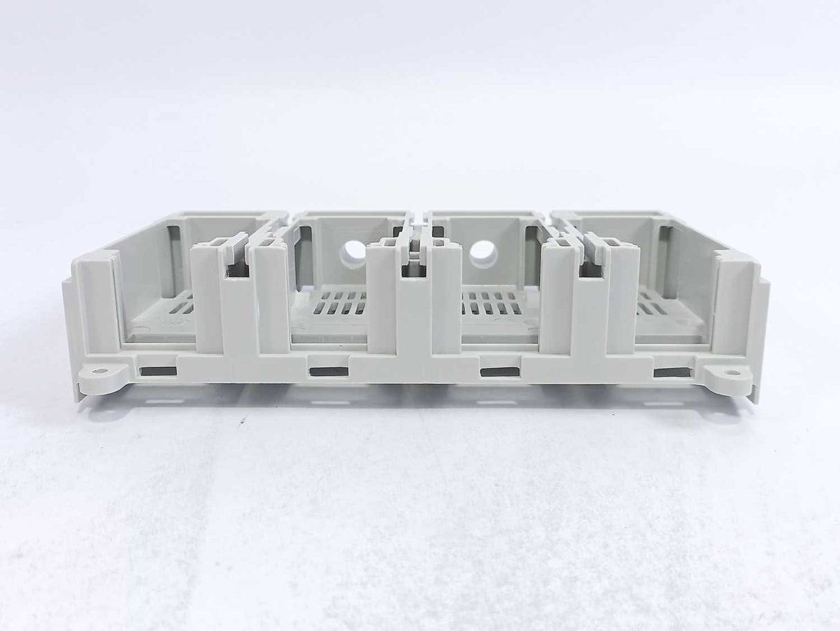 ABB 1SDA104726R1 Adapter for Fixed Terminals for SACE Tmax XT5 630 4-pole CBs