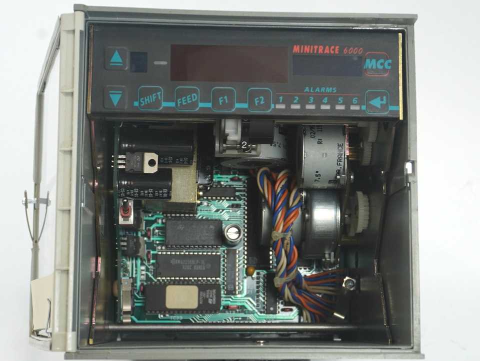 MCC Minitrace 6100 Multi-Channel Temperature / Process Recorder