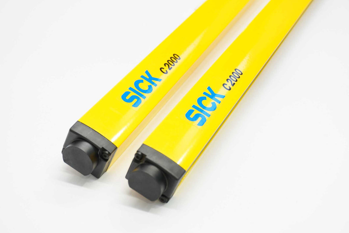 SICK 1046174/1046175 C2000 Industrial Safety Light Curtain, Sender and Receiver
