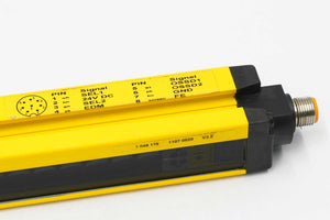 SICK 1046174/1046175 C2000 Industrial Safety Light Curtain, Sender and Receiver