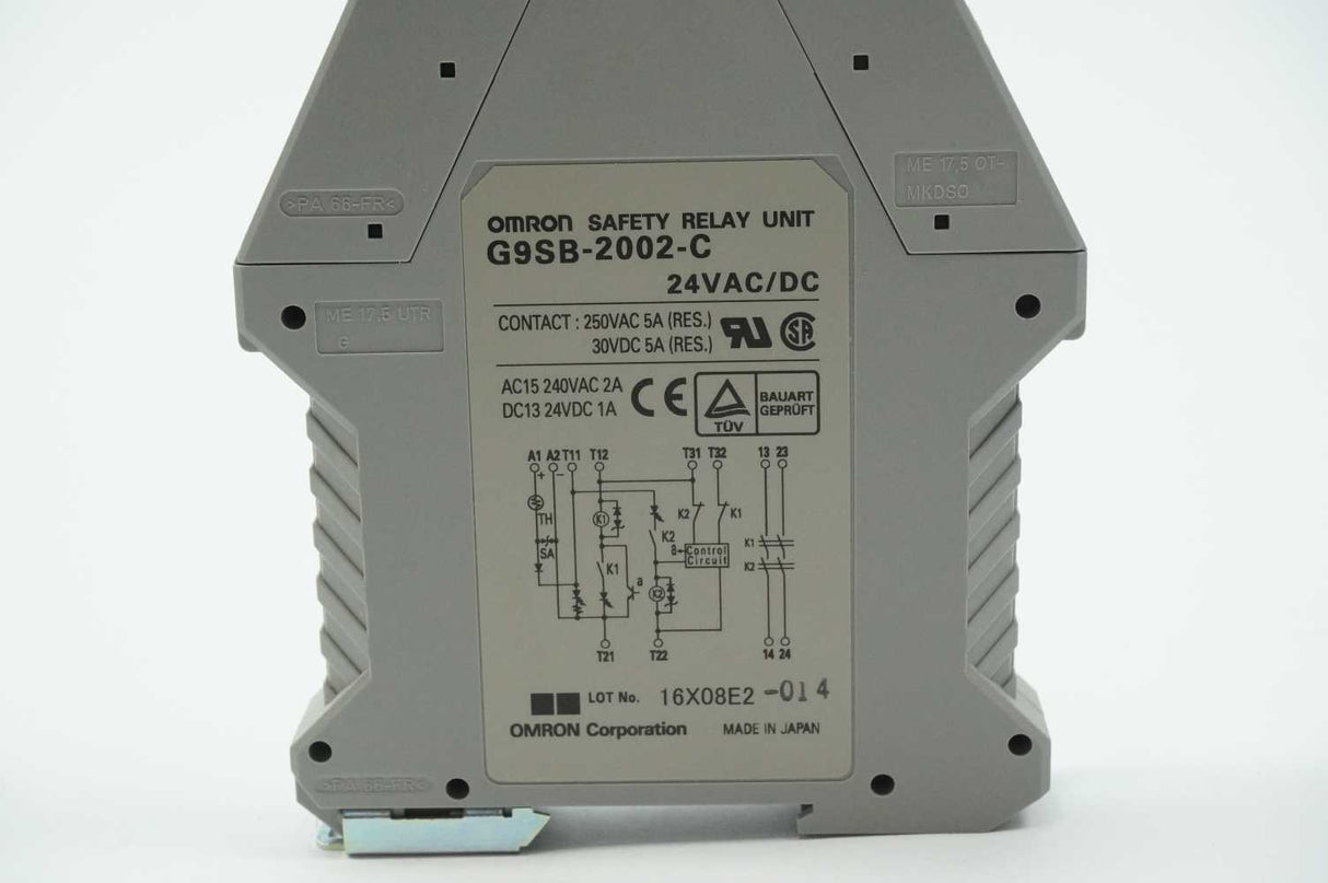 OMRON G9SB-2002-C Safety Relay Unit 24VAC/DC