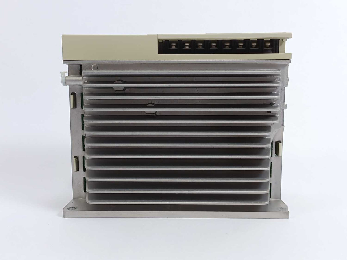 OMRON R88D-UP12HA AC Servo Driver 200/220VAC 50/60Hz