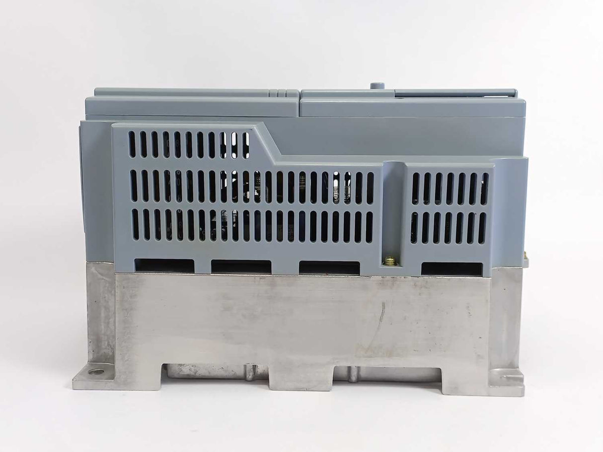 HITACHI L100-055HFE AC Drive 7.5HP / 5.5kW