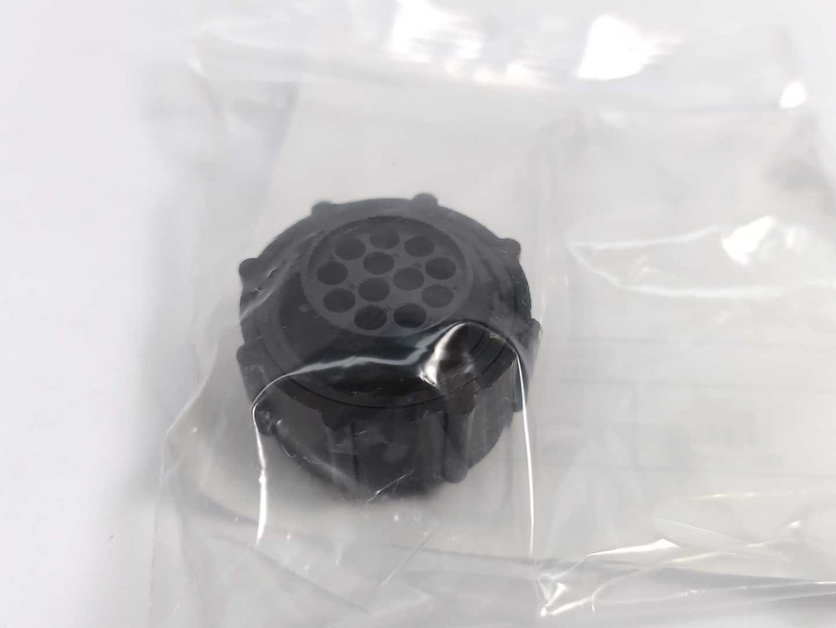 SOURIAU UTP61412S Standard Circular Connector 12P Plug Size 14.  12 Pcs. batch