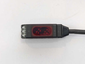 OMRON E3T-SR23 Photoelectric Switch, 2m cable, 12-24 V DC