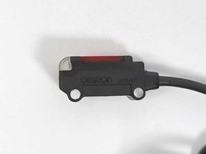 OMRON E3T-SR44-C Photoelectric Switch, 2m Cable, 12-24 V DC