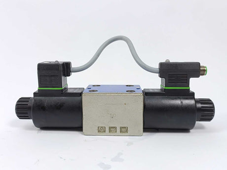 Bosch / Rexroth R933003799 4/3-4/2 Directional Valve With Solenoid Actuation