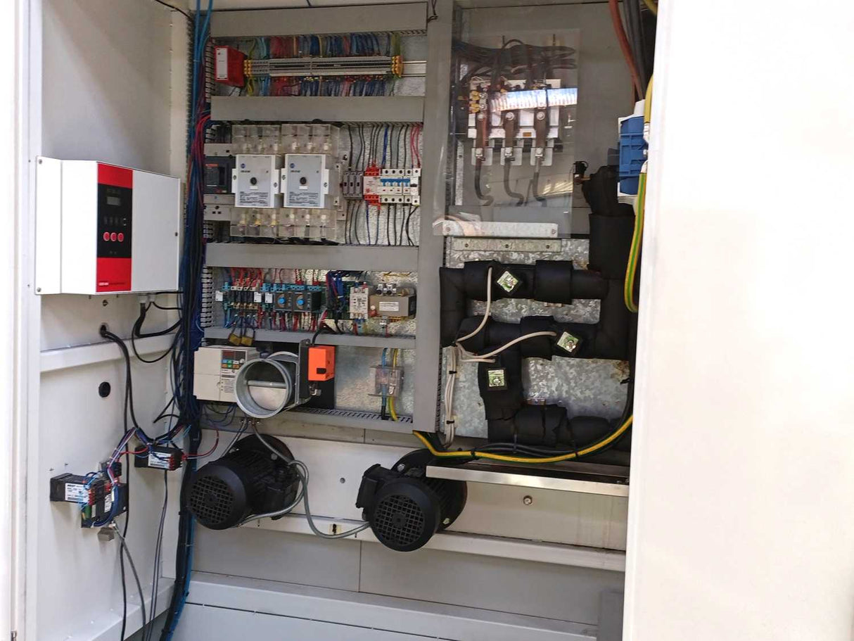Design Environmental SIGMA 1800-44 Environmental Test Chamber w/ Vibration Table