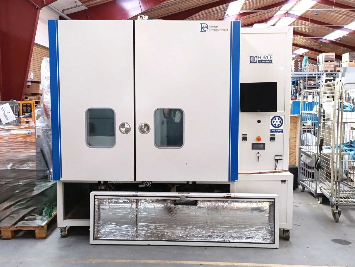 Design Environmental SIGMA 1800-44 Environmental Test Chamber w/ Vibration Table