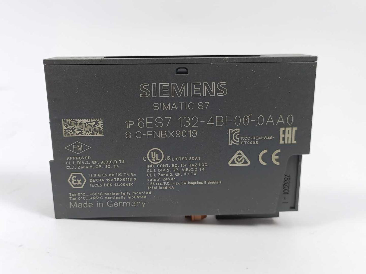 Siemens 6ES7132-4BF00-0AA0 Digital Output Module+6ES7193-4CA70-0AA0 Batch 4 Pcs.