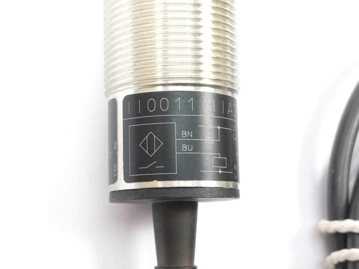 Ifm Electronic IIA2010-AB0A Sensor
