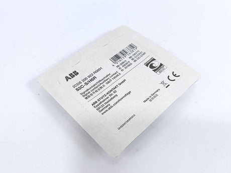 ABB 2CDS200922R0001 S2C-S/H6R Universal Auxiliary/Signal Con, Batch of 2 pcs.