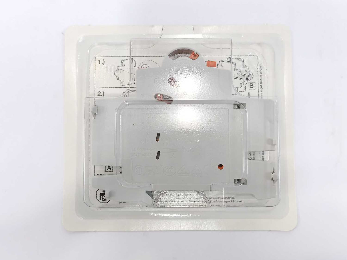 ABB 2CDS200922R0001 S2C-S/H6R Universal Auxiliary/Signal Con, Batch of 2 pcs.