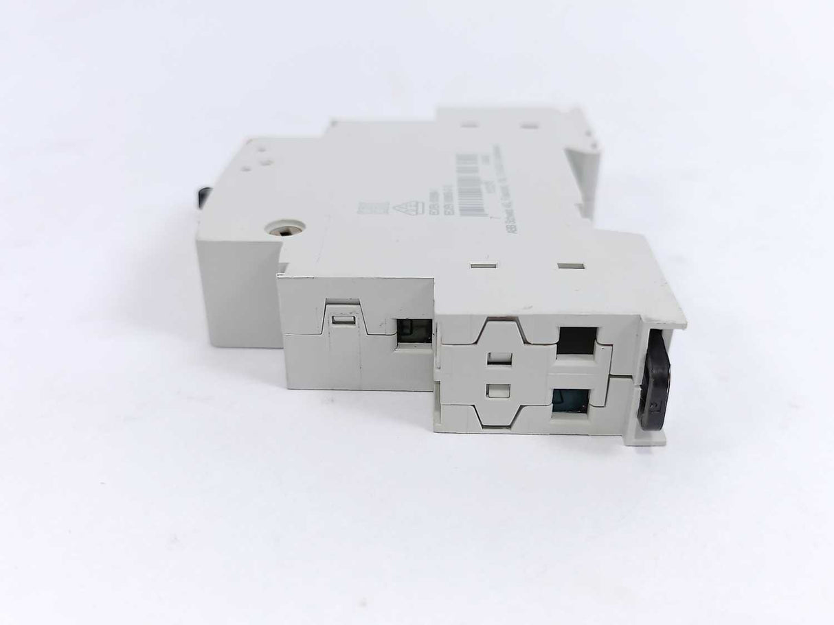 ABB 2TAZ312000R2011 E290-16-10/230 Electromechanical Latching Relay, Batch of 3
