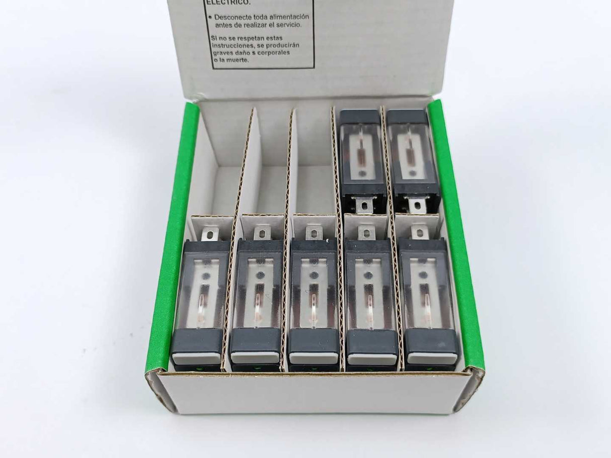 Schneider Electric RXG12BD Interface Plug in Relay, Batch of 7 pcs.
