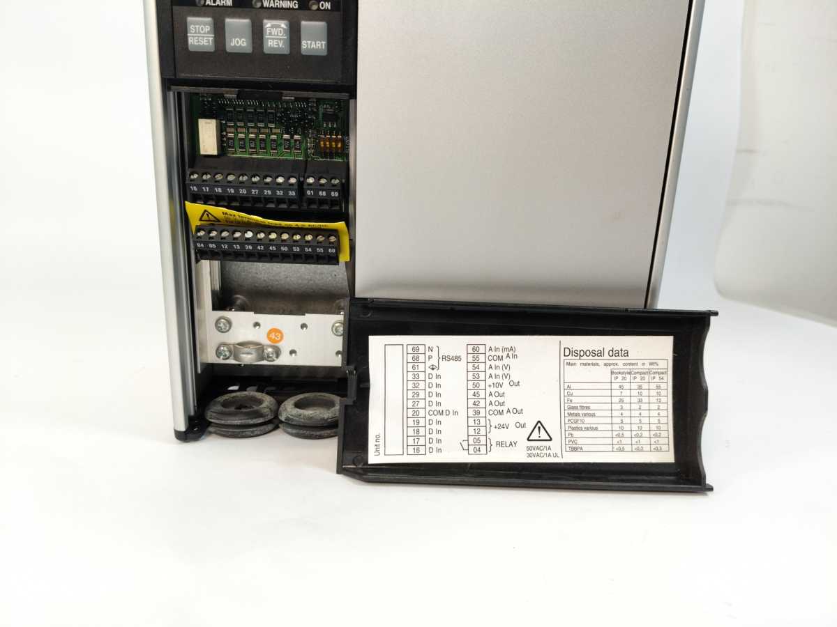Danfoss VLT5001PT5C20STR3DLF00A00C0 175Z0119 1.7KVA Variable Frequency Drive