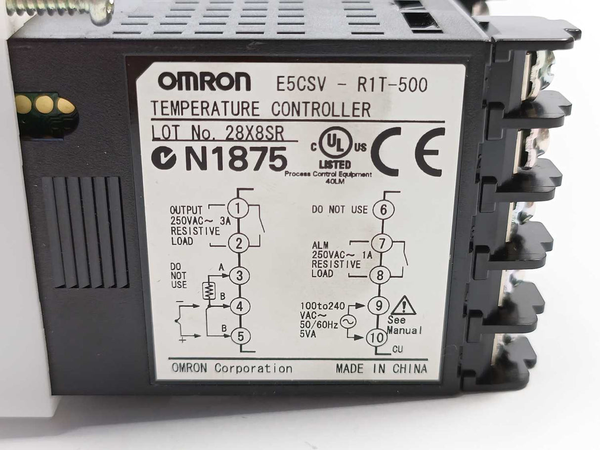 OMRON E5CSV-R1T-500 Temperature controller