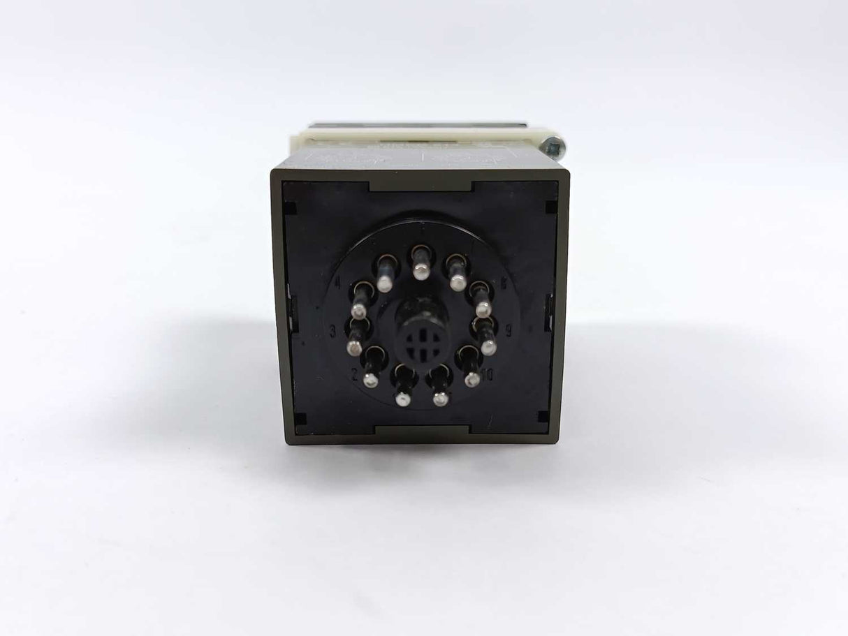 Crouzet Syrelec 88857105 Timer 814, 00,01S-9999H, 8A/250V, 50/60Hz