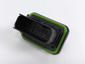 TE Connectivity 1-1564407-1 16 Position Automotive Housing for Male Terminals 5 Pcs. batch