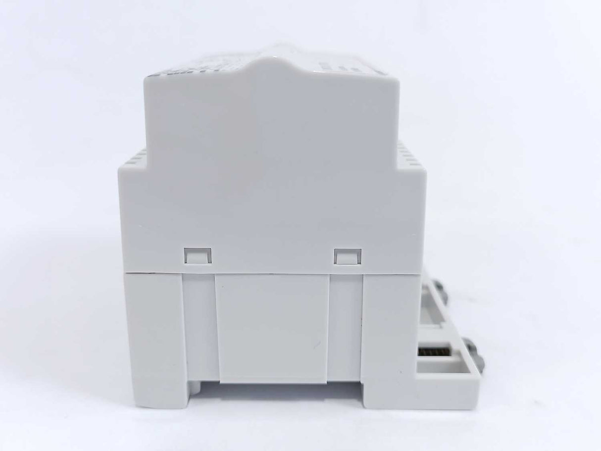 Legrand 413010 Switch 5 Ports Fast Ethernet 100 MBits/s