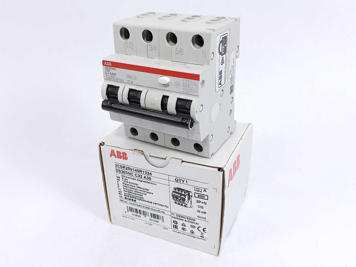 ABB 2CSR256140R1324 DS203NC C32 A30 Circuit Breaker