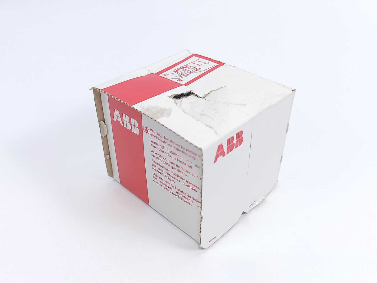 ABB 2CSF204101R3400 F204 A-40/0.3 Residual Current Circuit Breaker 4P 300mA 40A